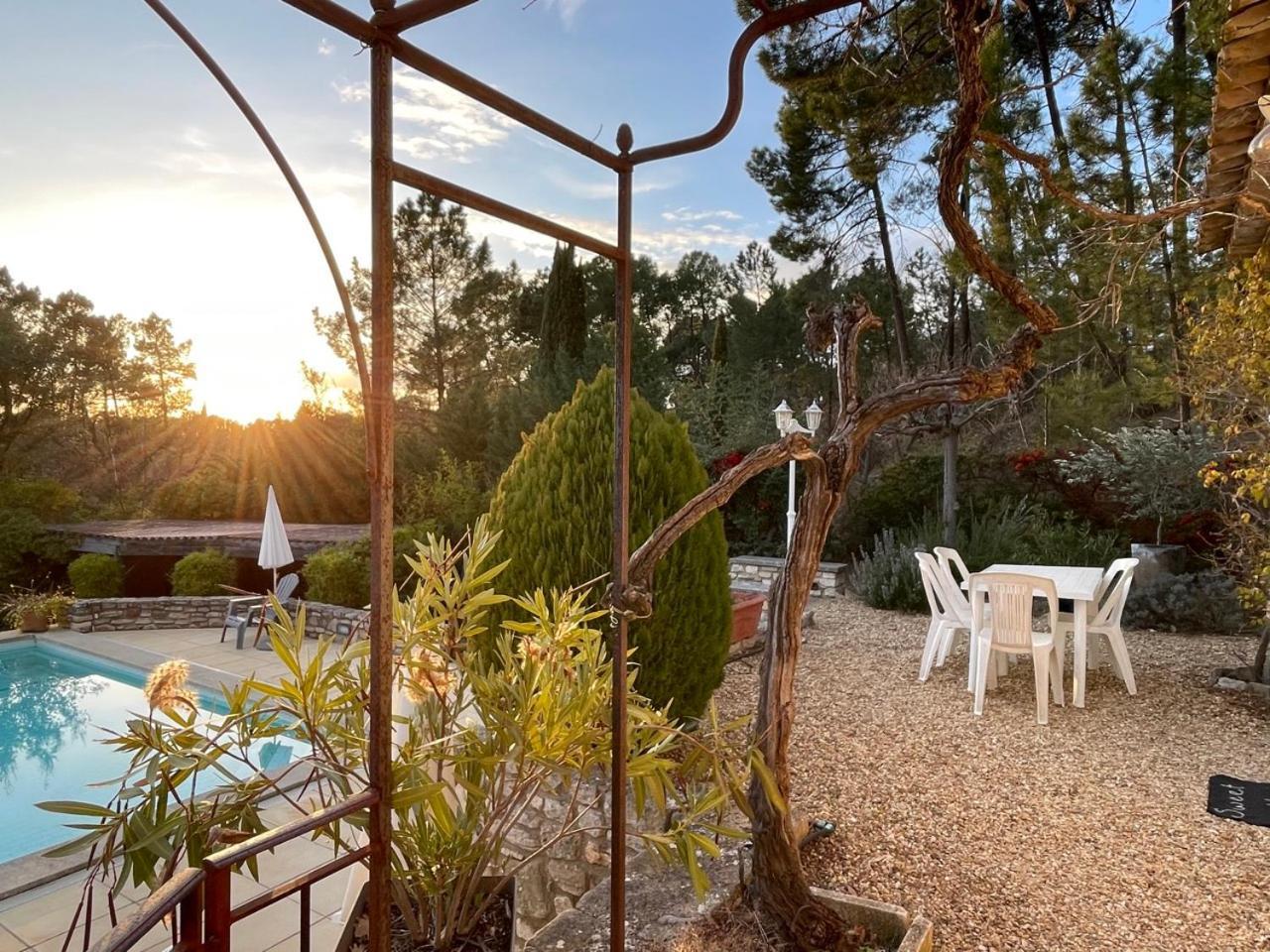 O Coeur Des Ocres Apartment Roussillon  Ngoại thất bức ảnh