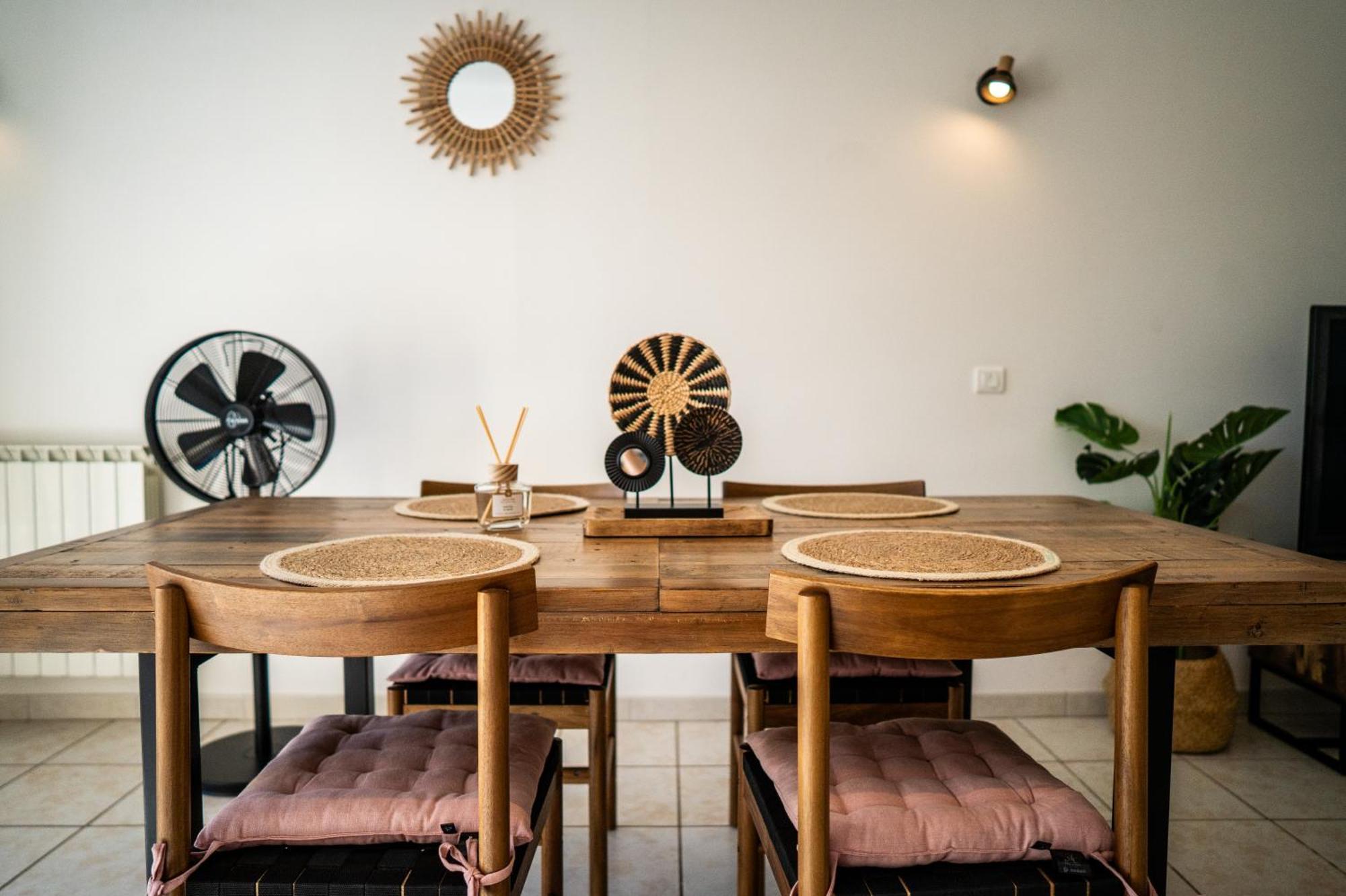 O Coeur Des Ocres Apartment Roussillon  Ngoại thất bức ảnh