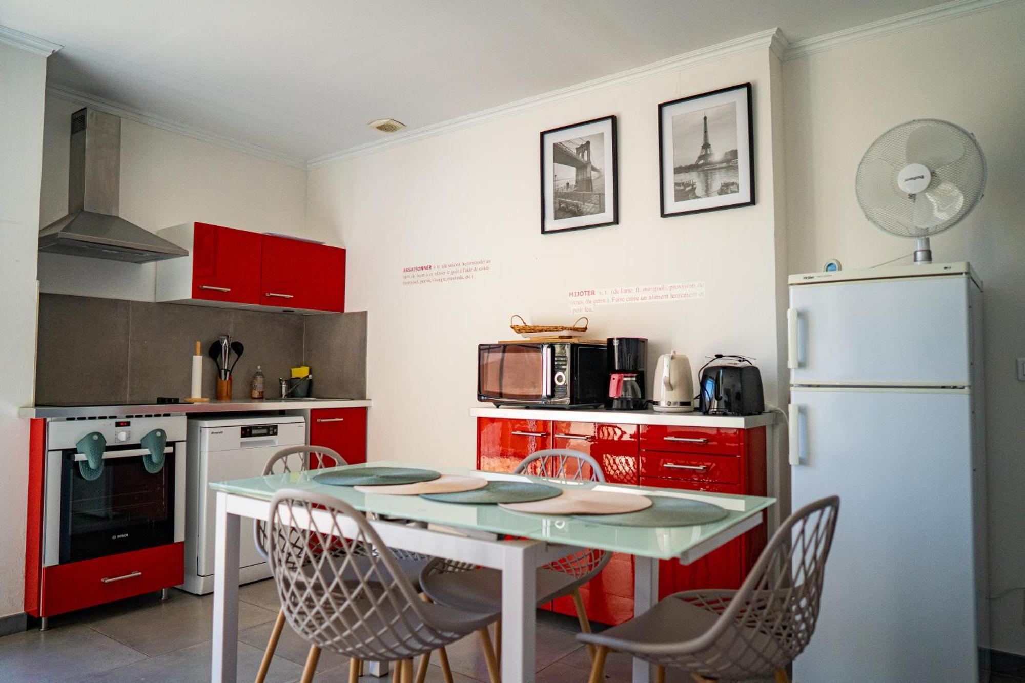 O Coeur Des Ocres Apartment Roussillon  Ngoại thất bức ảnh